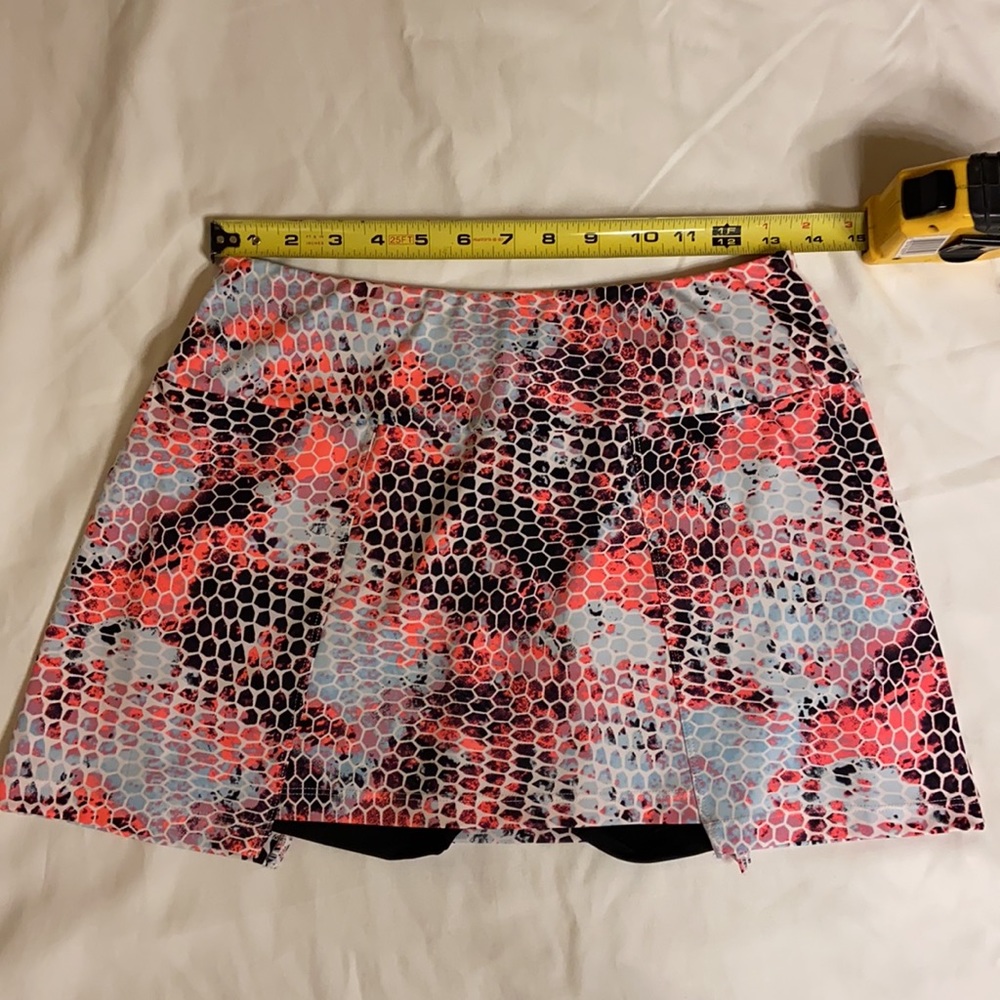 Tail skort - Picture 8 of 9